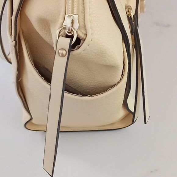 Fashion shoulder bag cream and gold - Picture 4 of 9